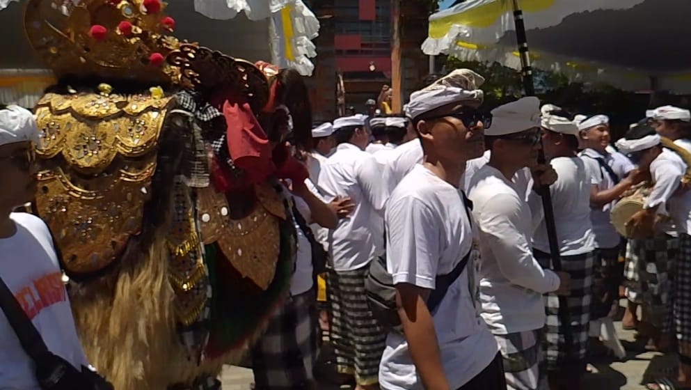 Ritual Memohon Dijauhkan dari Wabah dan Bencana saat Prosesi Nangluk Merana di Desa Adat Kuta